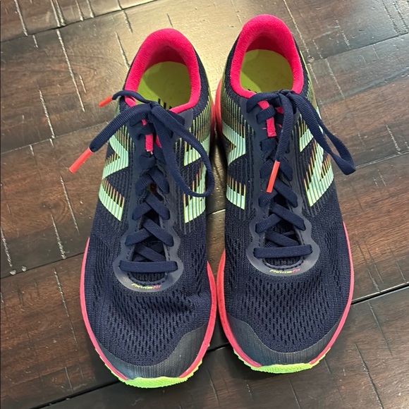 New Balance Navy and Pink Athletic Shoes - Picture 1 of 5